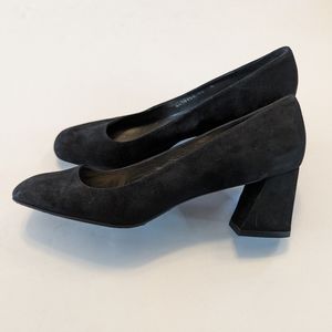 Stuart Weitzman Black Suede Modern Heel Pumps Women's Size 10N A410748 EUC